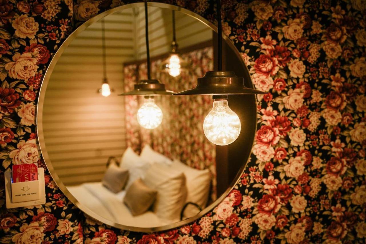 Azure Hostel Банкок Екстериор снимка