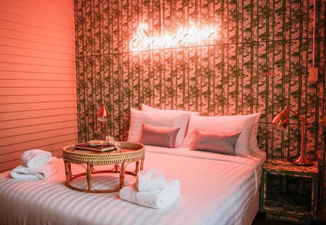 Azure Hostel Банкок Екстериор снимка